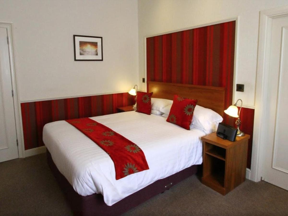 The Railway Inn Galmpton المظهر الخارجي الصورة